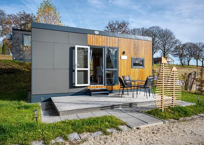 Side-by-side Tiny Vakantiehuis *